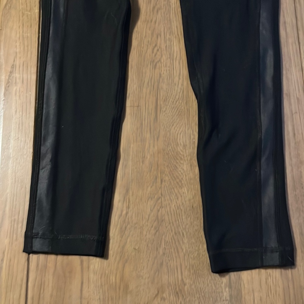 NWOT 90° degree black athletic leggings
